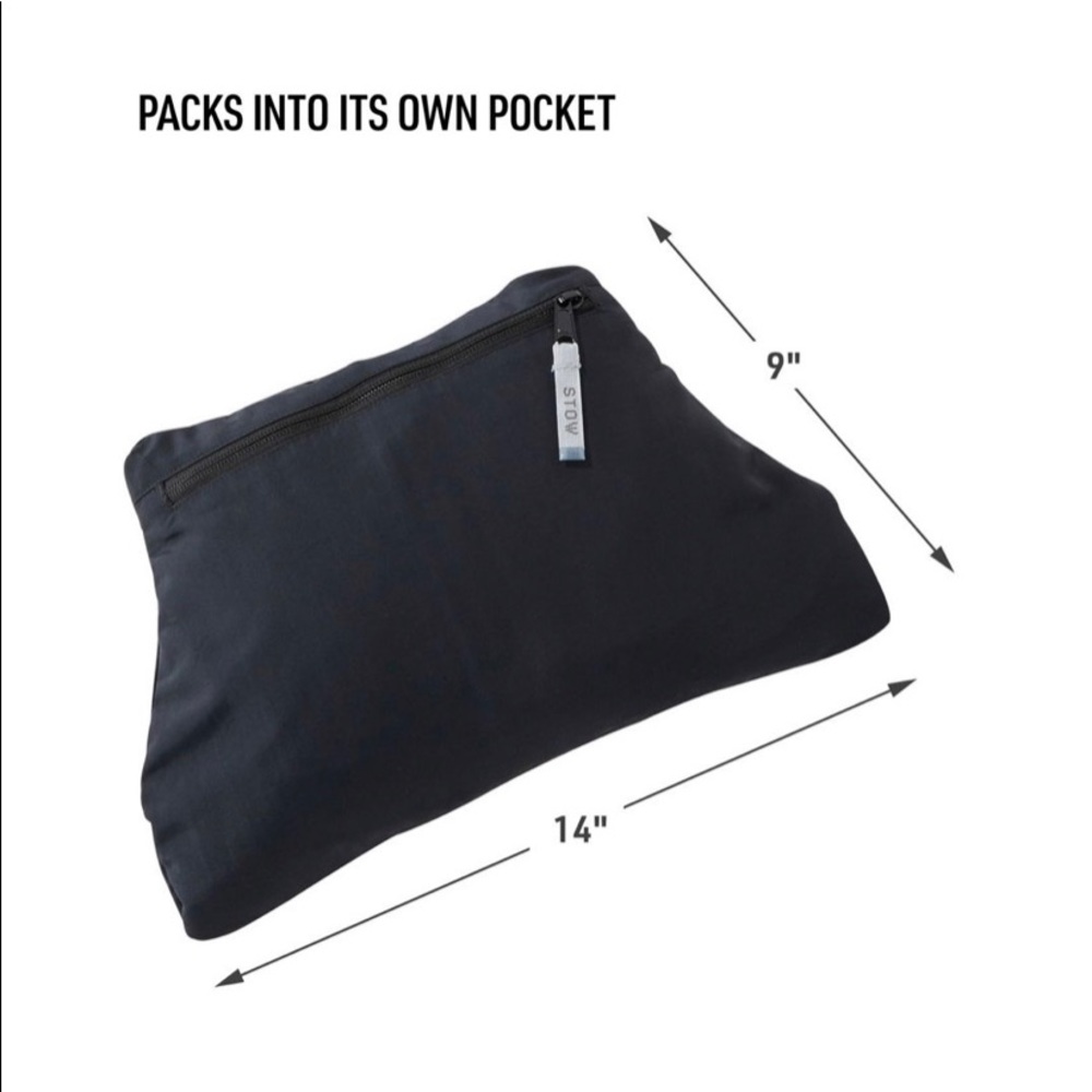 Black Women’s Medium LL Bean Insulated Quarter Zip - Picture 5 of 5